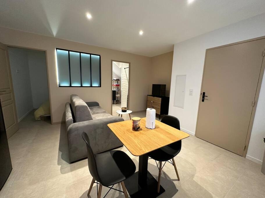 L'Amandier - Appartement Paulhan Екстер'єр фото
