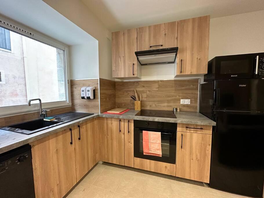 L'Amandier - Appartement Paulhan Екстер'єр фото